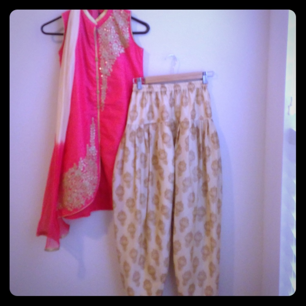 Salwar Kameez 3 piece